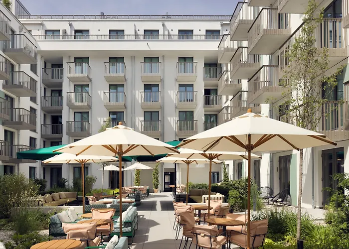 Schwan LockeSporthotels