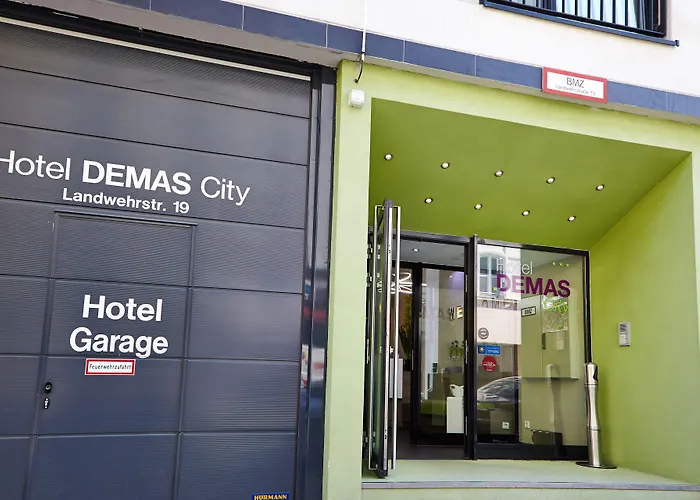 Hotel Demas City